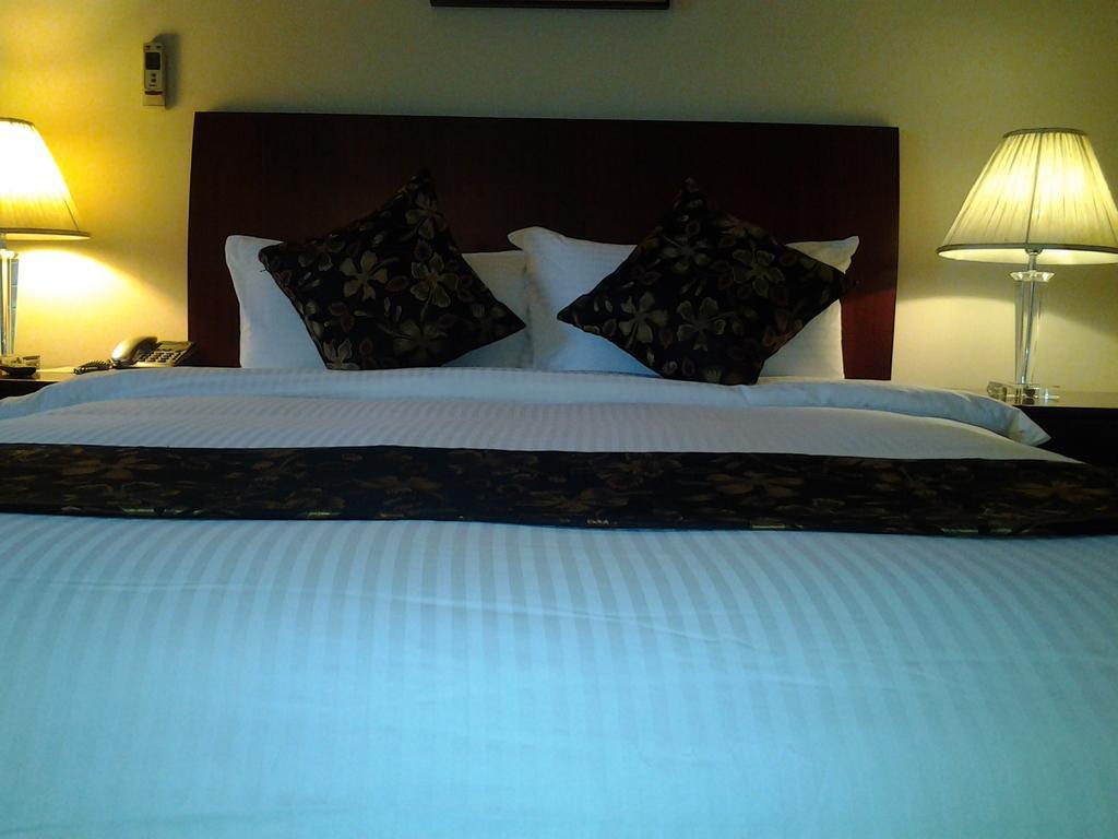 Hotel De Castle Ltd Ντάκα Δωμάτιο φωτογραφία